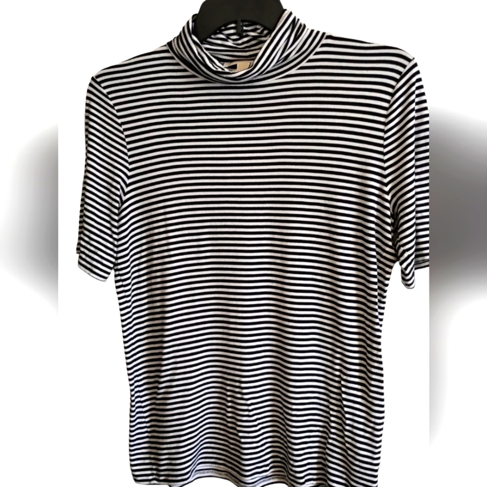 Michael Kors Turtle Neck Stretchy Top